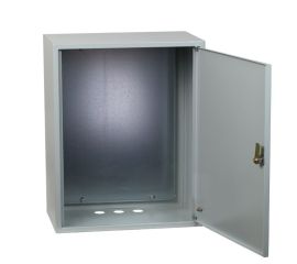 Корпуса щитов и шкафов