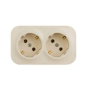 Розетка 2-м ОП Quteo 16А IP20 250В 2х2P+E с заземл. без защ. шторок сл. кость IEK 782263